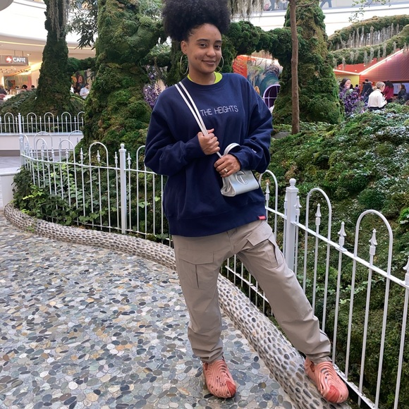 Meet your Posher, Stephanie - Picture 4 of 6